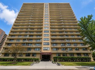 285 Aycrigg Ave APT 22J, Passaic, NJ 07055