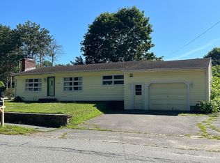 117 Wethersfield St, Rowley, MA 01969