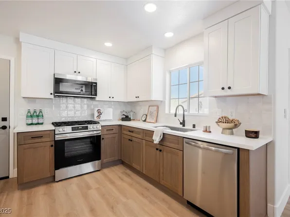 427 Wright Way, Henderson, NV 89015