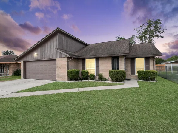 1930 Deerhurst Ln, Houston, TX 77088