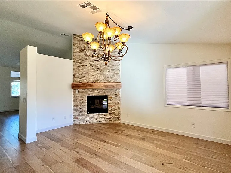 685 Pansy Pl — Photo 5