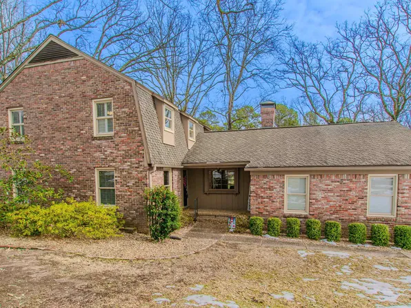 2715 Wentwood Valley Dr, Little Rock, AR 72212