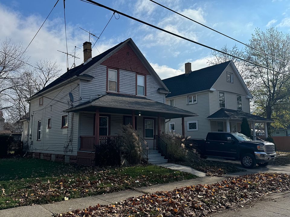 1st image of 3291 W 56th St