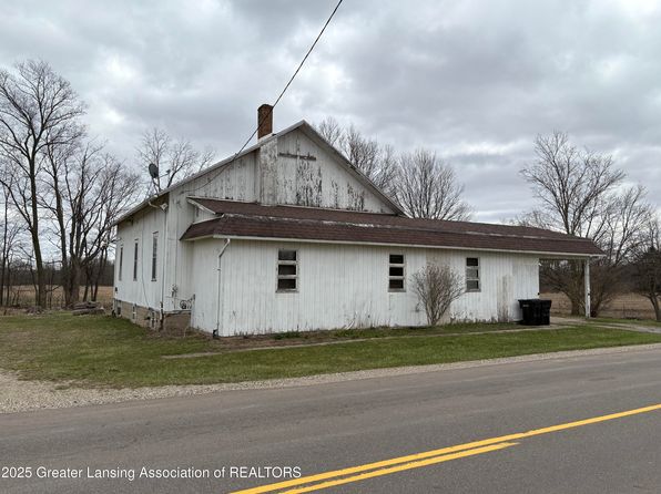 10986 Sunfield Rd, Sunfield, MI 48890
