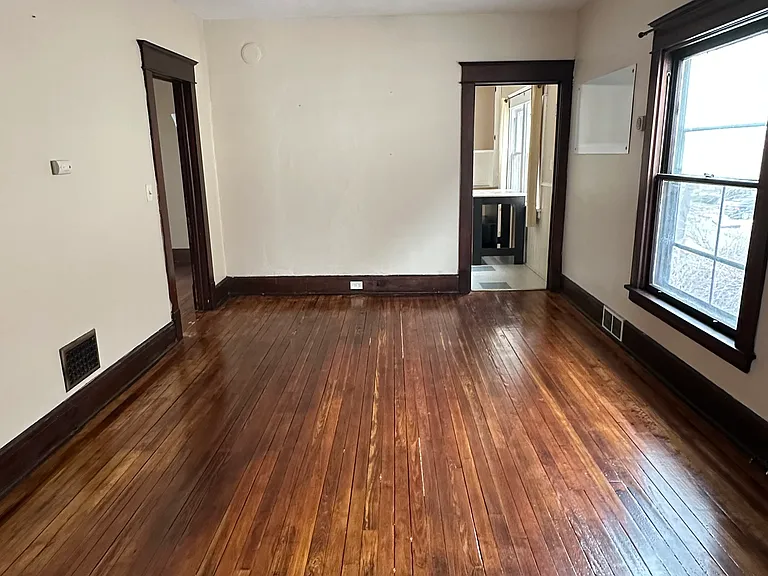 210 Southside Pkwy #2 — Photo 9