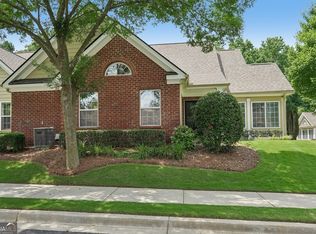 2102 Sweet Apple Cir, Alpharetta, GA 30004