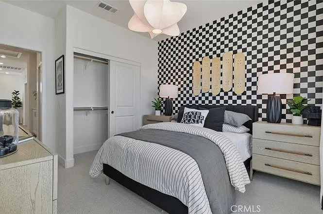 704 Guy Turner Dr — Photo 25