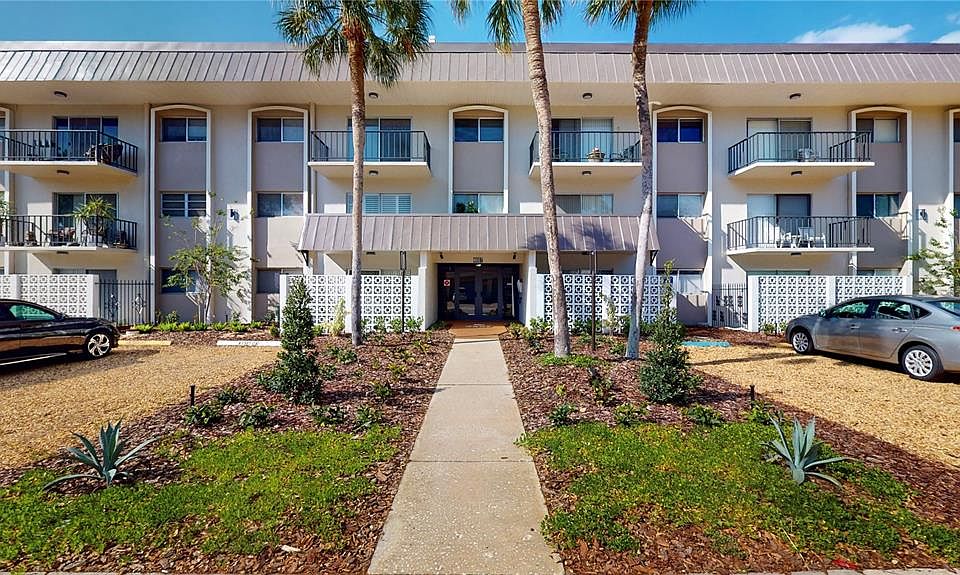 1st image of 4611 W FIG STREET #306