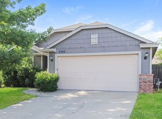 2306 E Fargo Pl, Broken Arrow, OK 74012