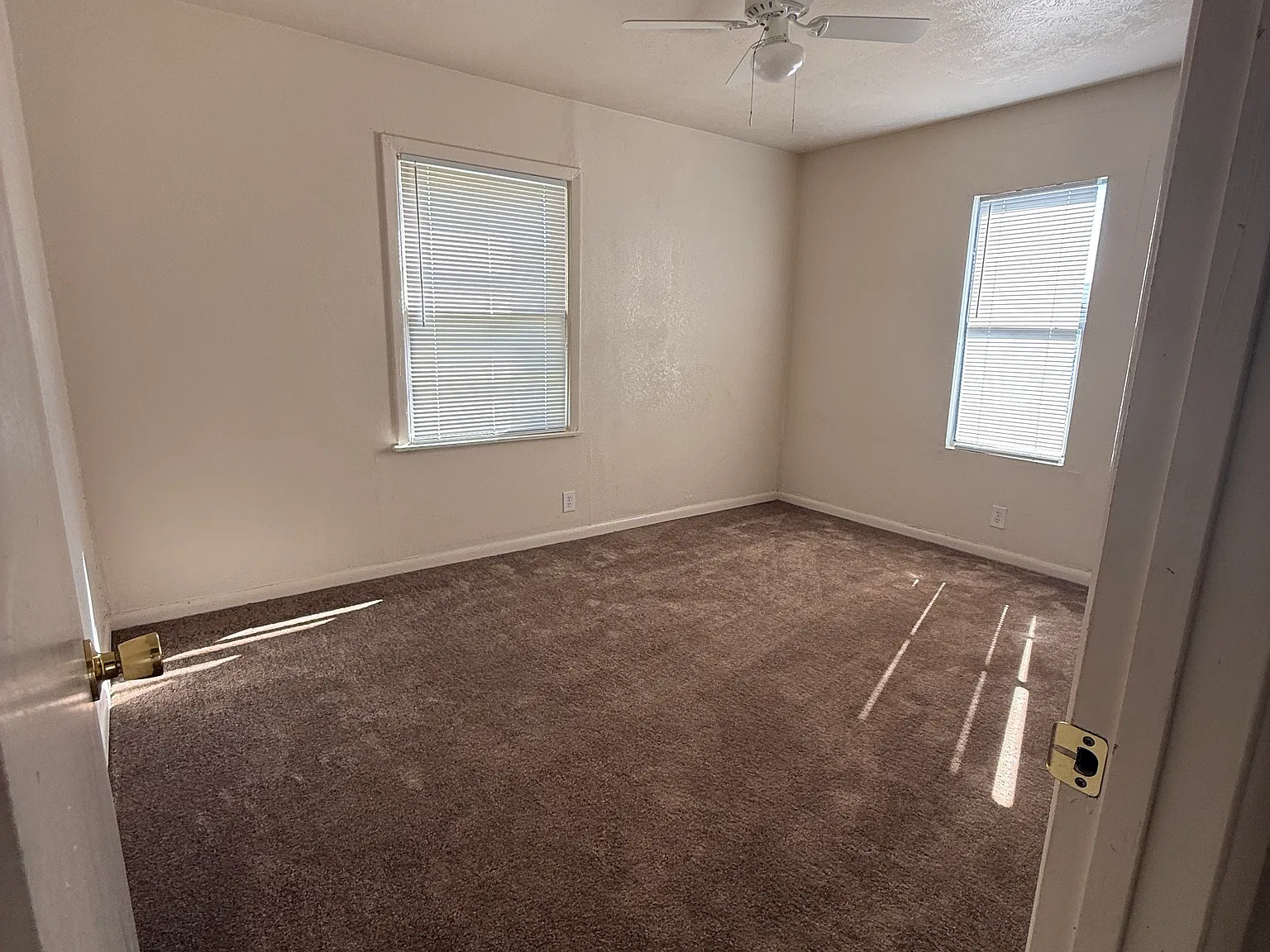 2 bed, 816 sqft, $950 — Photo 3