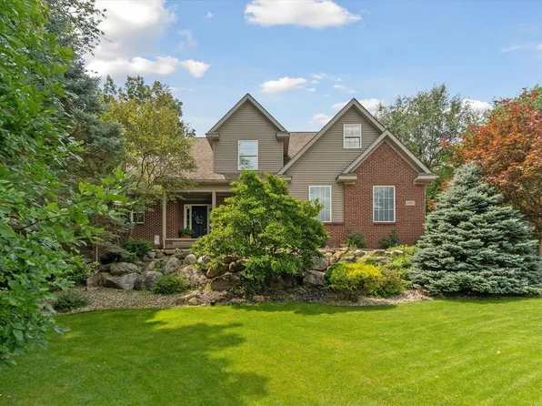 13082 Alyssa Ct, Linden, MI 48451