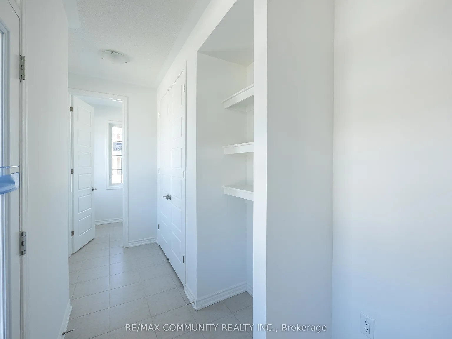 4 bed, $3,599 — Photo 3