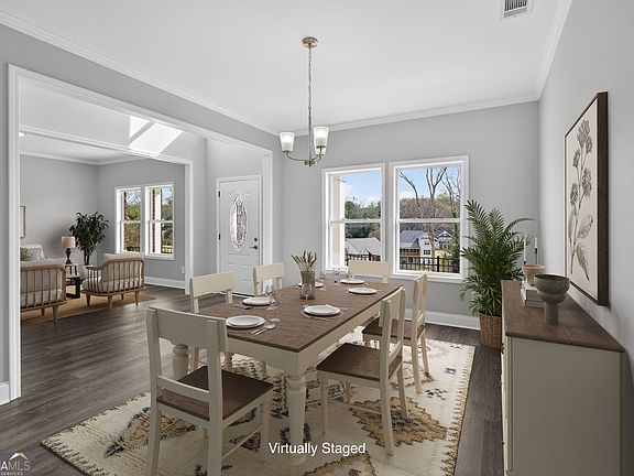 3rd image of 1226 Bloomsbury Ln
