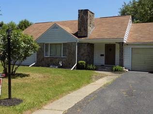 4 Circle Dr, Binghamton, NY 13905