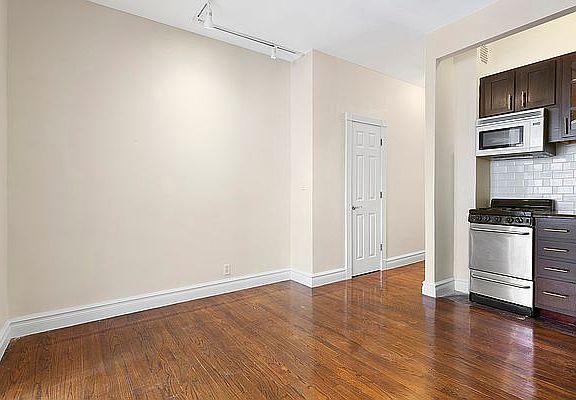 3rd image of 336 E 81st St APT 5J