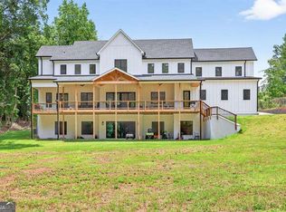 3180 Lee Dr, Buford, GA 30518