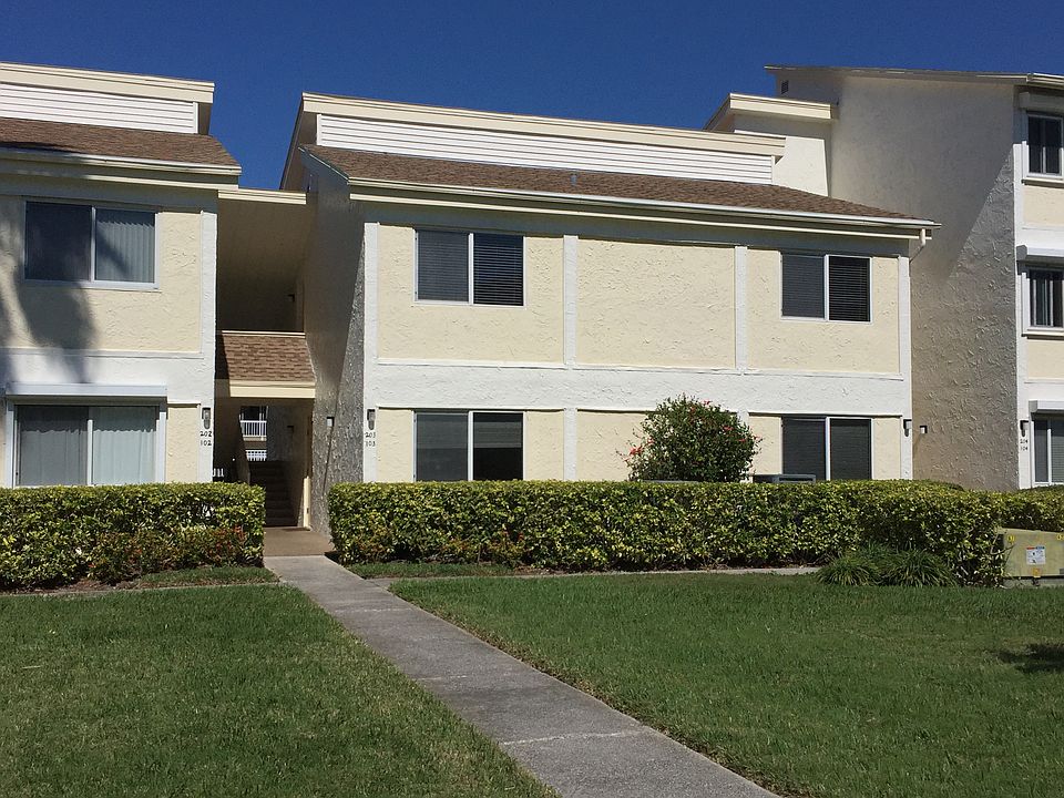 1st image of 1451 Gulf Blvd APT 103