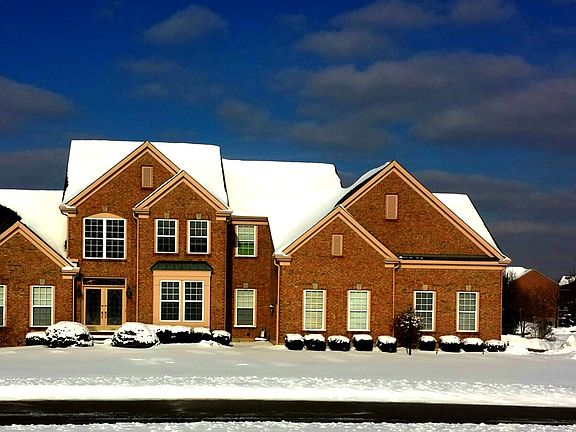 2nd image of 3033 Barons Cove Dr