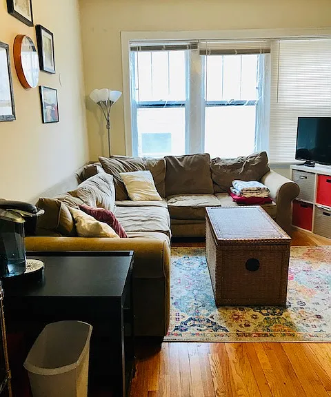 3917 N Southport Ave #2W — Photo 2