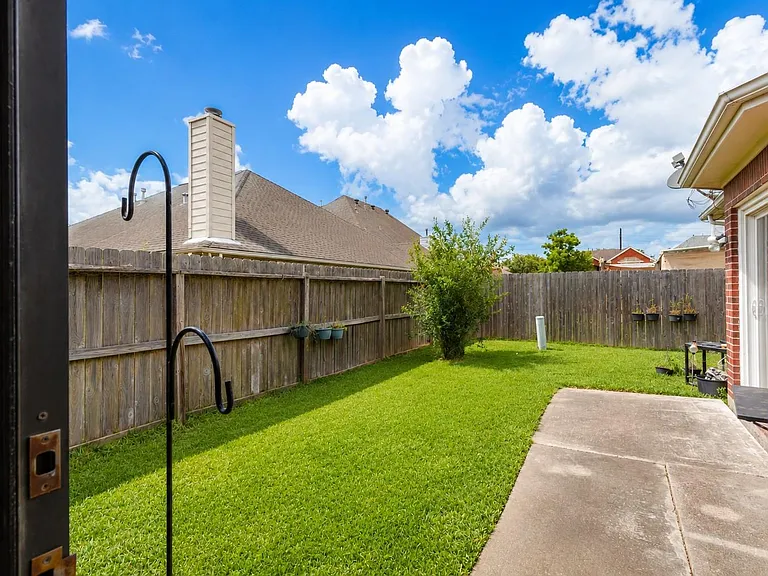 12214 Meadow Lane Ct — Photo 34