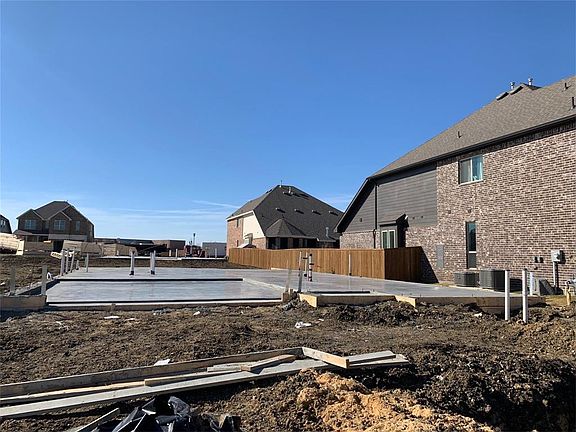3rd image of 1802 Shaila Dr
