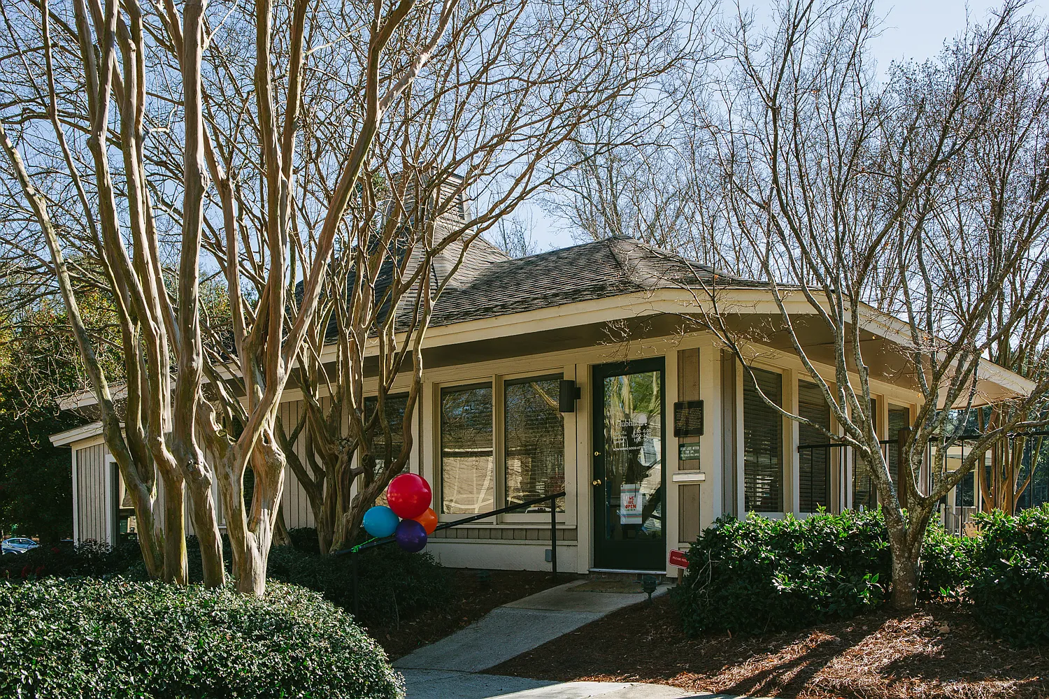 Club Hill Apartments — Photo 3