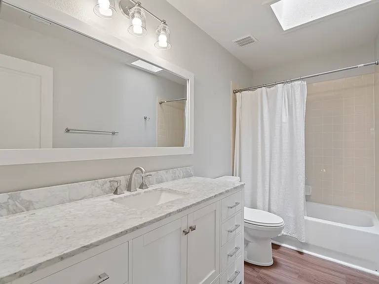 2729 Cartegena Dr — Photo 17