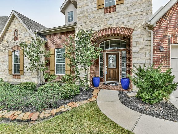 2nd image of 14526 Lakepointe Bend Ln