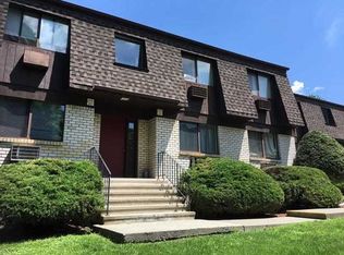 1806 Cherry Hill Dr, Poughkeepsie, NY 12603
