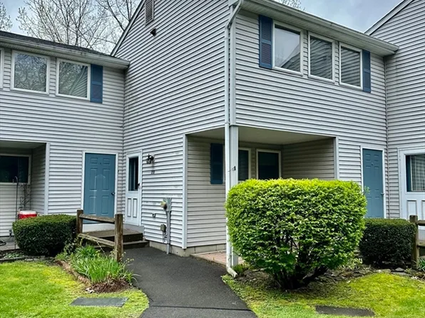 255 Briar Way #255, Greenfield, MA 01301