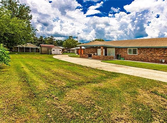 5th image of 2817 Blanche Dr