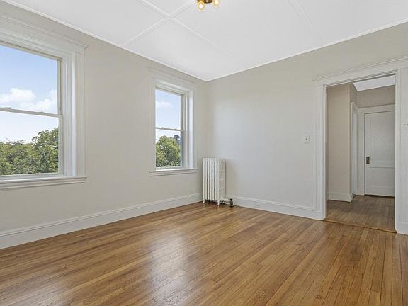 2nd image of 125 Park Dr APT 35