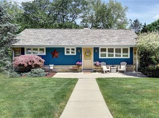 1061 Old Hills Rd, McKeesport, PA 15135