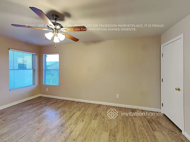 280 Bella Calabria Ave — Photo 8