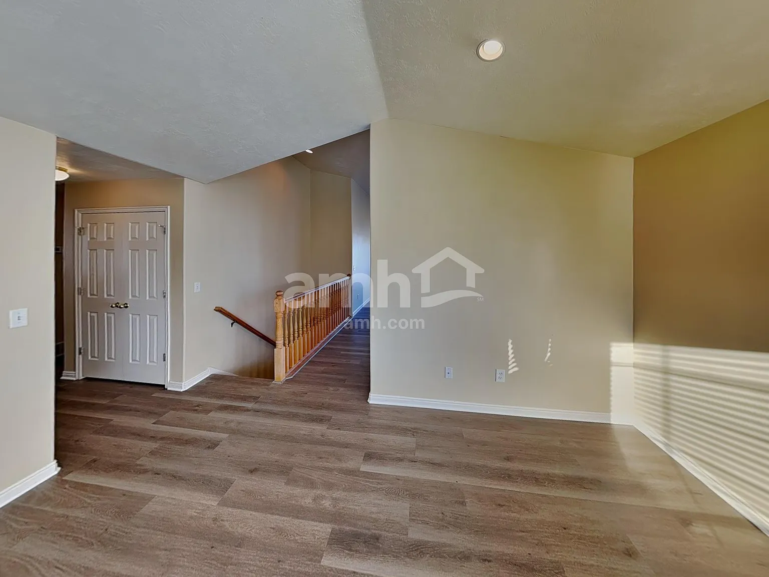 5 bed, 3.0 bath, 2576 sqft, $2,540 — Photo 4