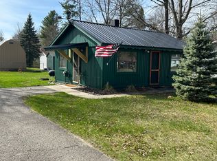 1561 Dartmouth Rd, Saint Helen, MI 48656