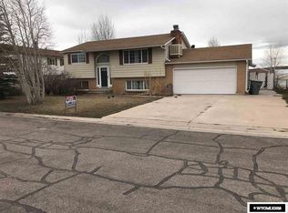 109 Independence Dr, Evanston, WY 82930