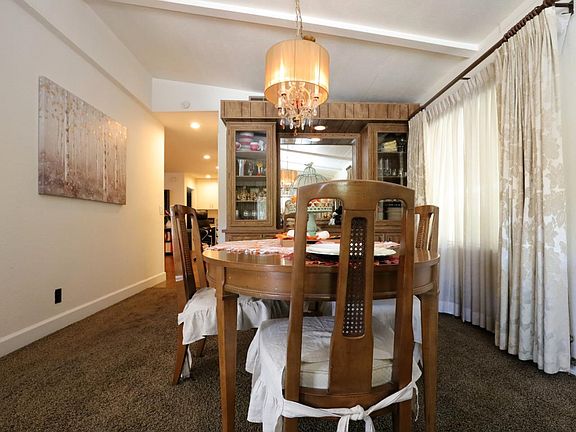 3rd image of 449 Millpond Dr #449