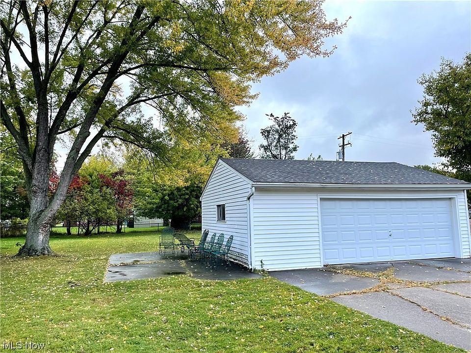 4053 W 223rd St, Fairview Park, OH 44126 Zillow