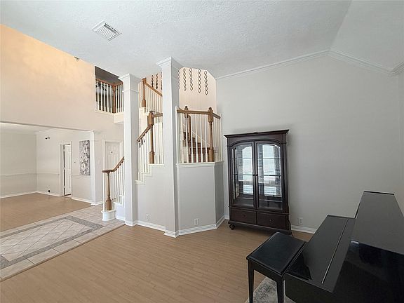 5th image of 3822 Shady Harbor Dr