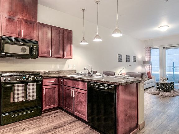 5th image of 375 Kirkland Ave APT 151