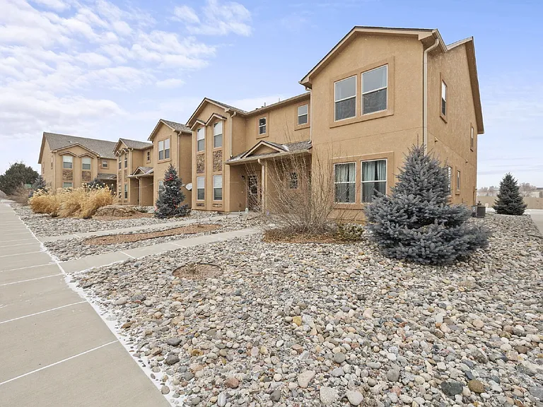 7132 Bracken Pl — Photo 2