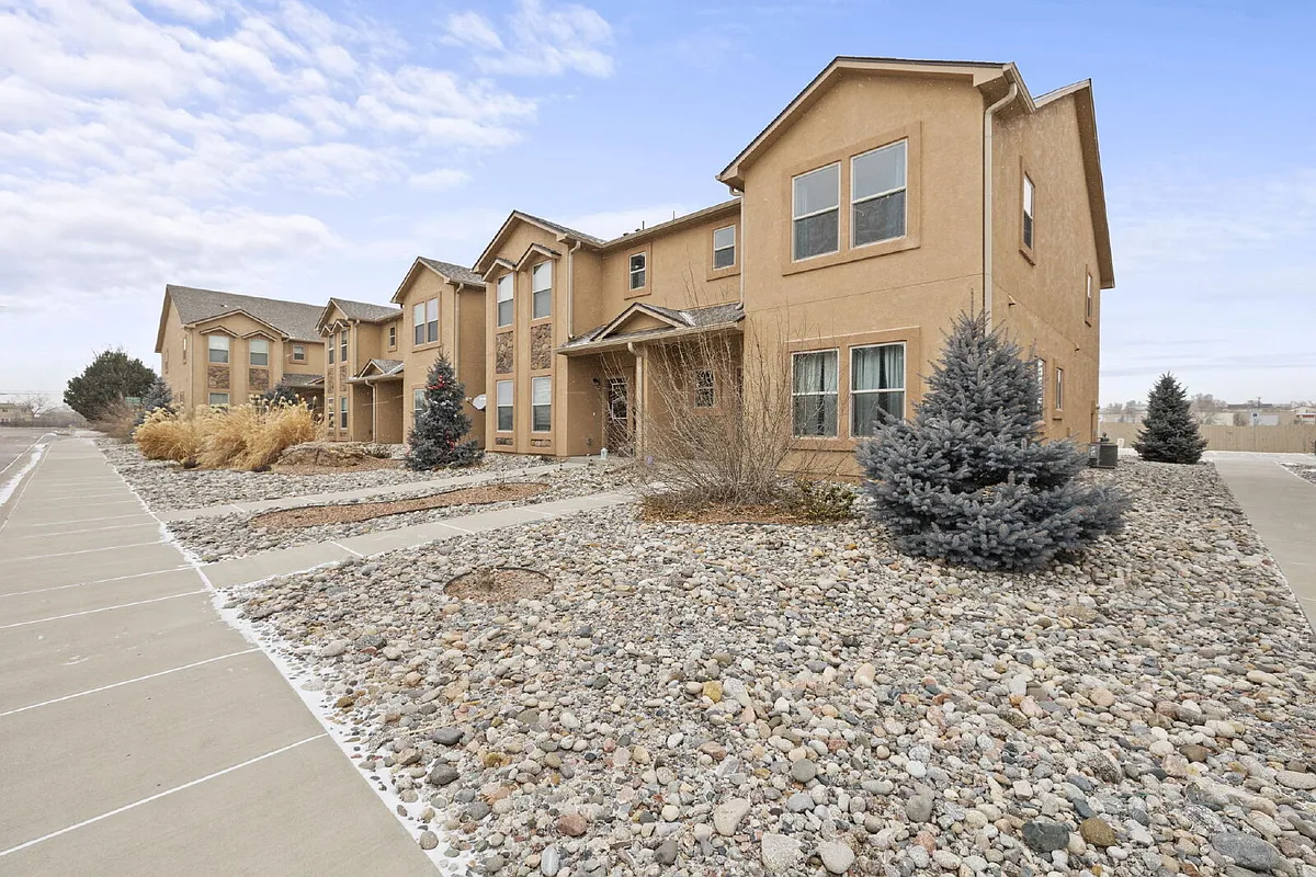 Building Photo - 7132 Bracken Pl