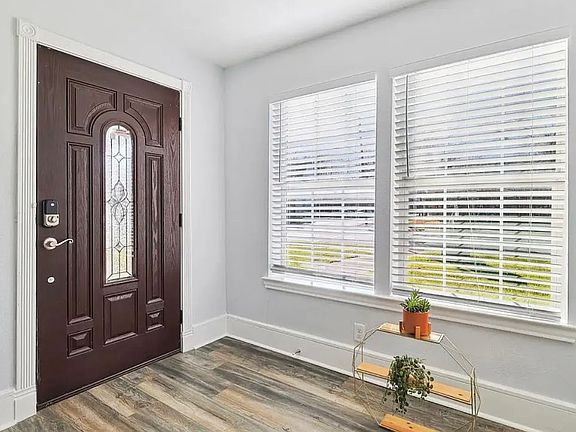 5th image of 702 N Edgefield Ave