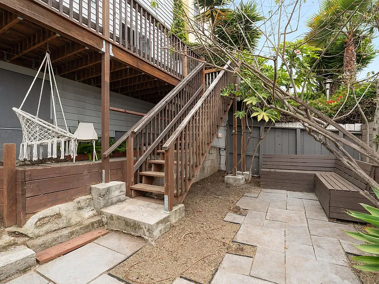 421 Nevada St — Photo 30