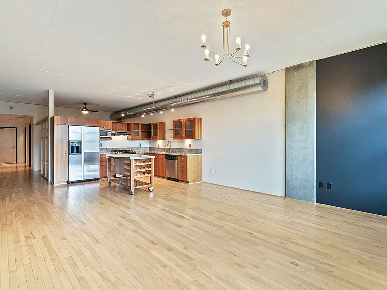 333 NW 9th Ave #702 — Photo 6