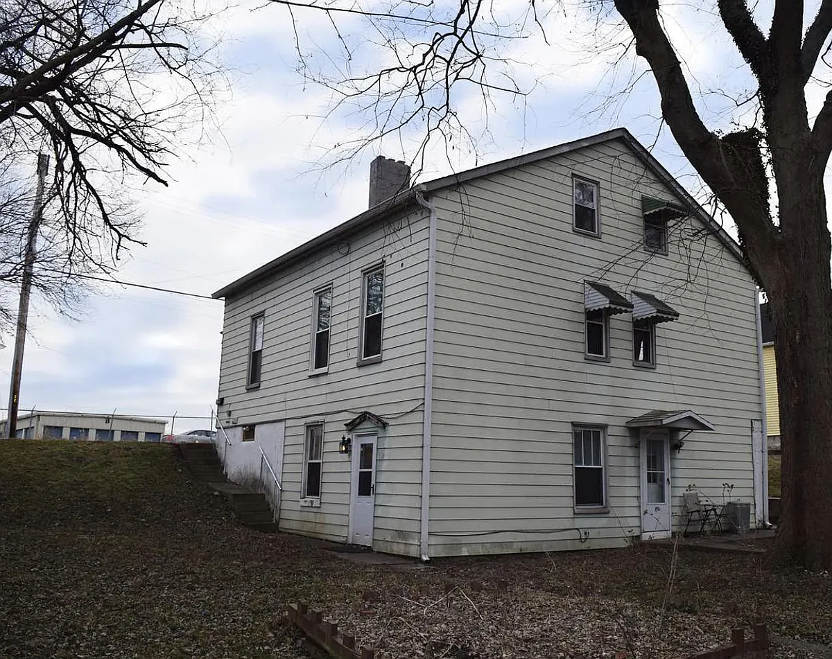 Building Photo - 5183 Broerman Ave #2