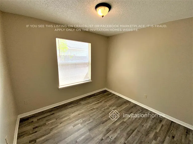 7737 Rockridge Dr W — Photo 10