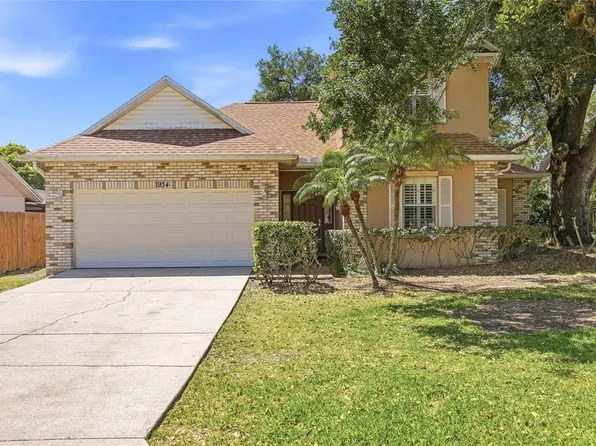 1934 Old Sawmill Rd, Brandon, FL 33510