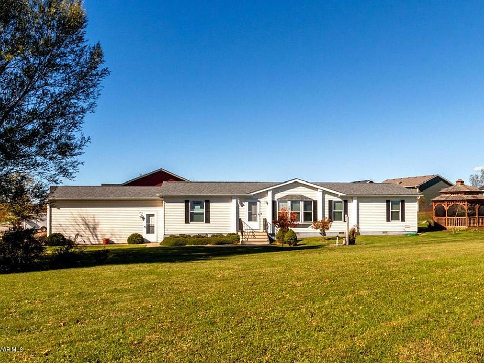 1st image of 3707 Winesap Dr NW